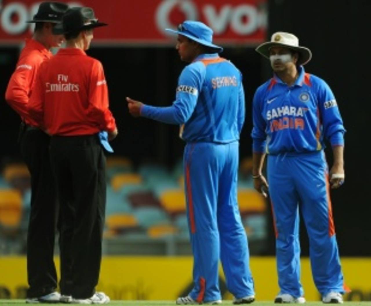 Virender Sehwag withdrew R Ashwin's appeal for a run-out against Lahiru Thirimanne, who was backing up too far at the non-striker's end before the bowler delivered the ball, India v Sri Lanka, CB Series, Brisbane, February 21, 2012
