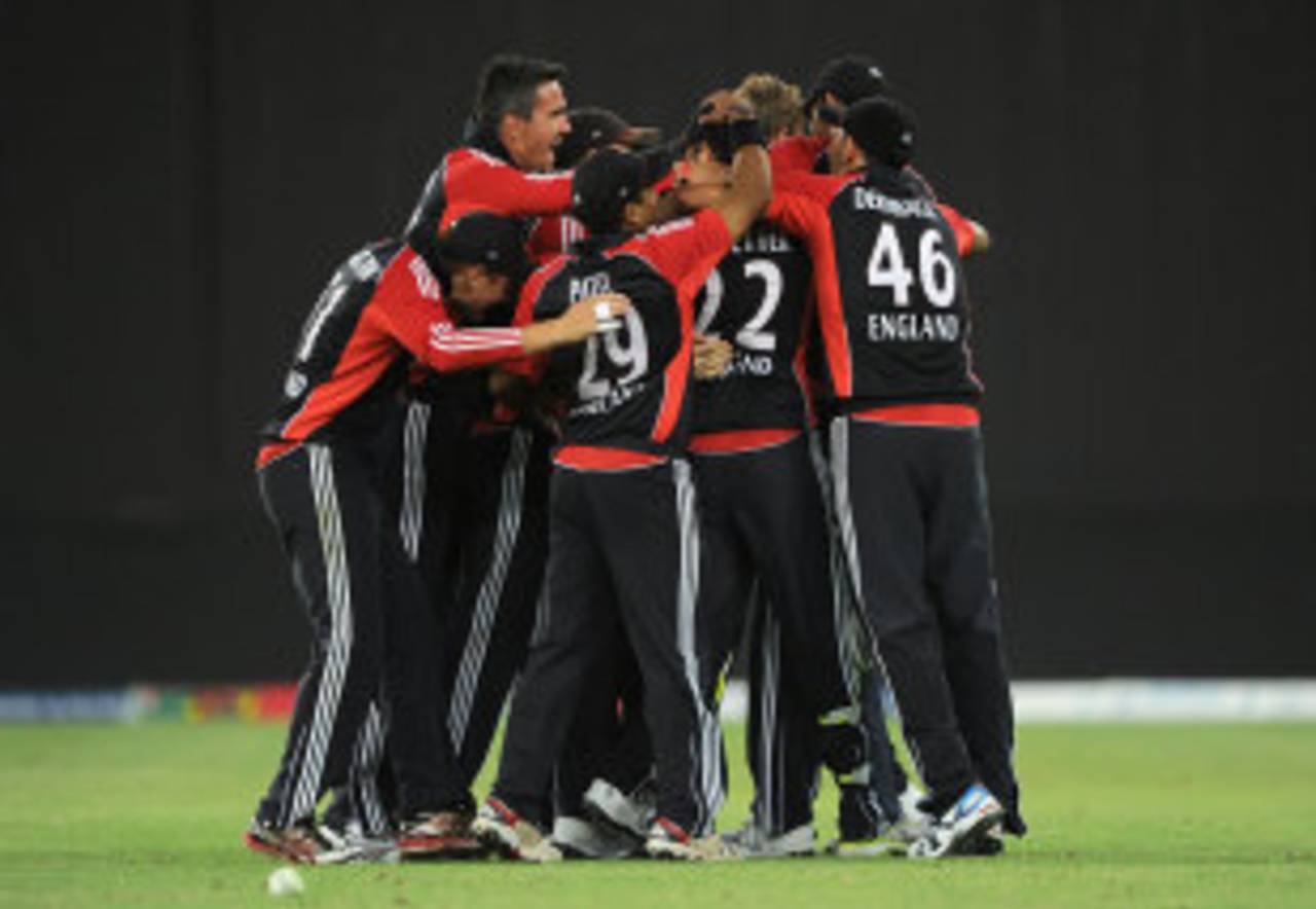 England get into a celebratory huddle, Pakistan v England, 2nd Twenty20, Dubai, February 25, 2012