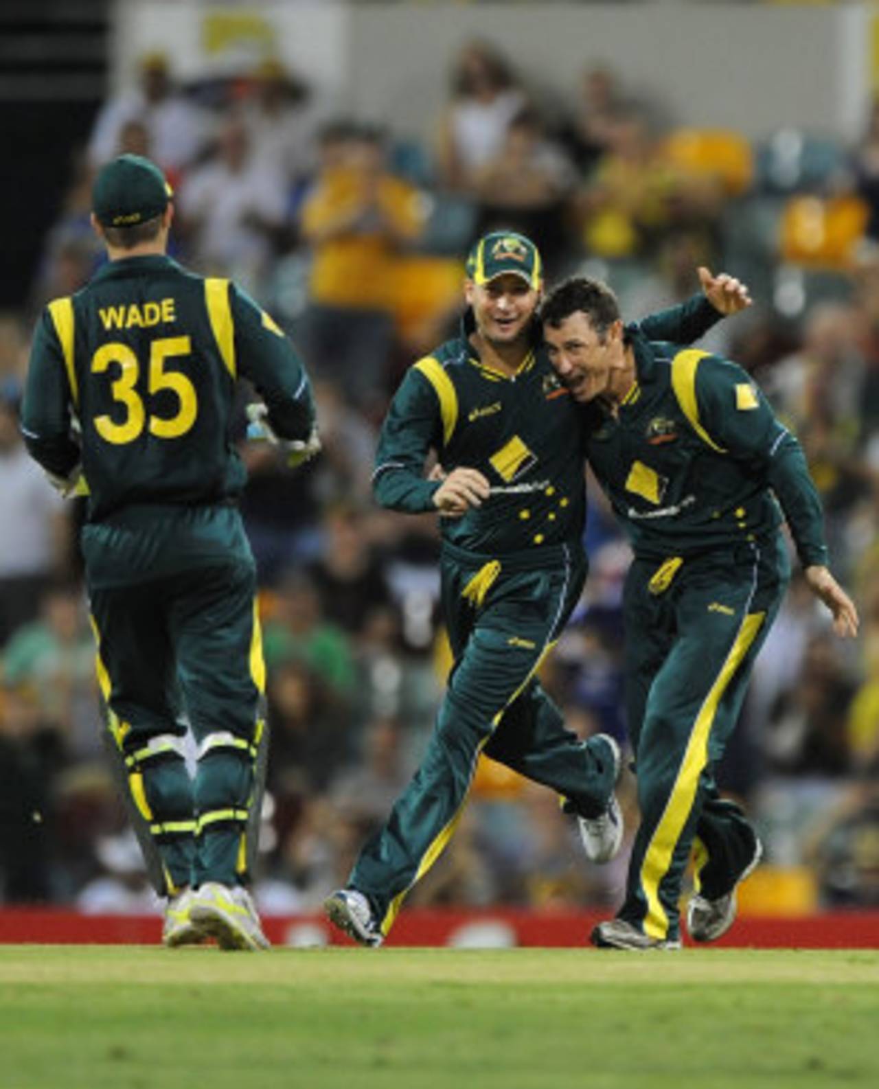 David Hussey celebrates one of his four scalps, Australia v Sri Lanka, Brisbane, CB Series 1st final, March 4, 2012 