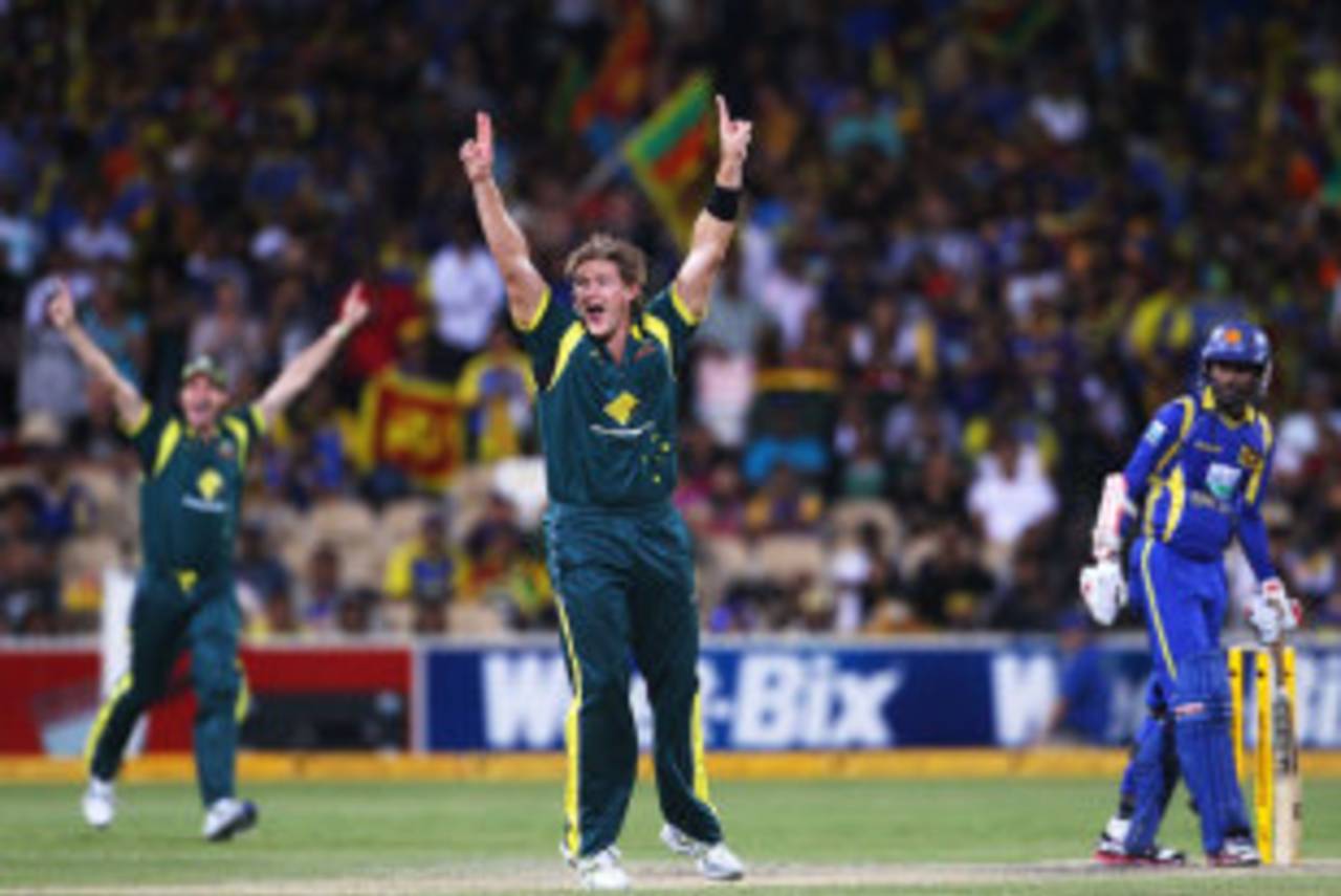 Shane Watson appeals successfully for Upul Tharanga's wicket, Australia v Sri Lanka, CB Series, 3rd final, Adelaide, March 8, 2012