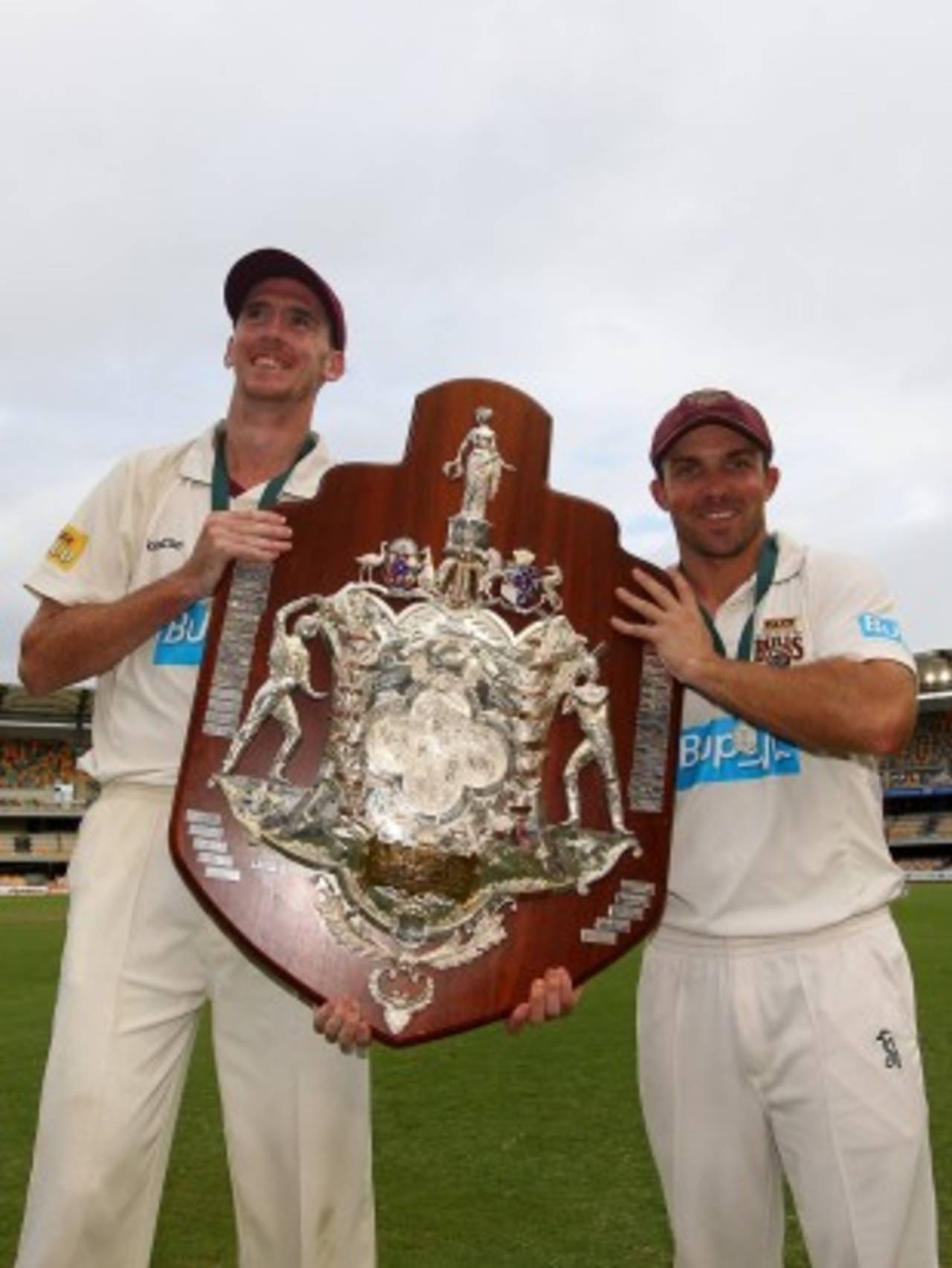 Steve Magoffin and Chris Hartley with the Sheffield Shield, Queensland v Tasmania, Sheffield Shield final, 4th day, March 19, 2012