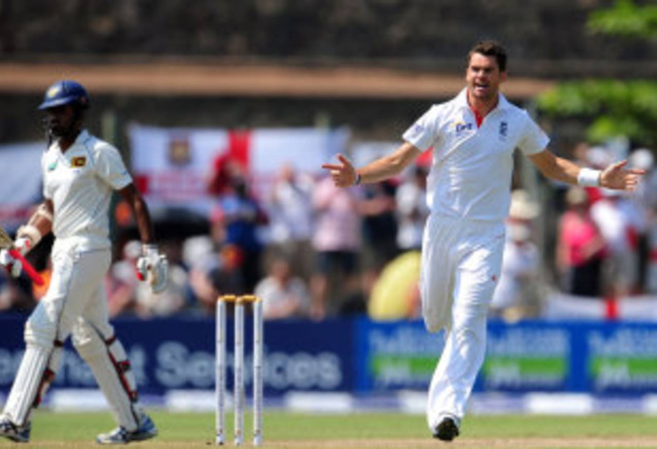 James Anderson struck two early blows, Sri Lanka v England, 1st Test, Galle, 1st day, March 26, 2012