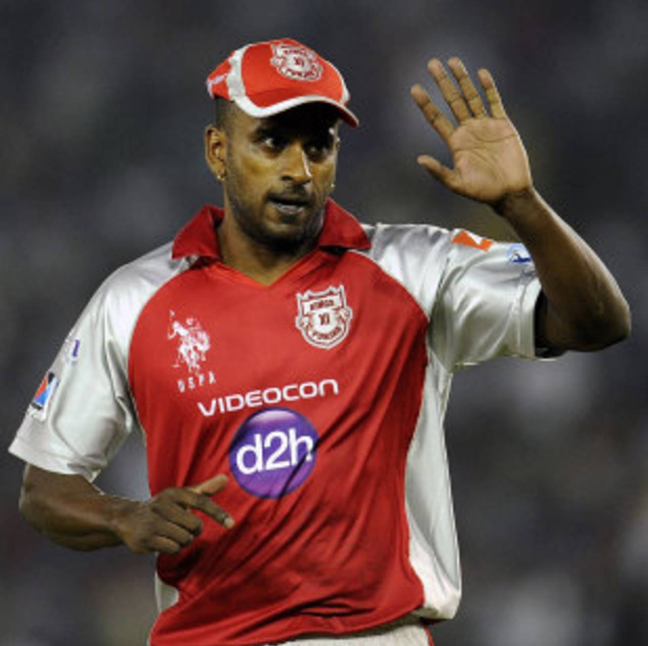 Dimitri Mascarenhas returned figures of 5 for 25, Kings XI Punjab v Pune Warriors India, IPL, Mohali, April 12, 2012