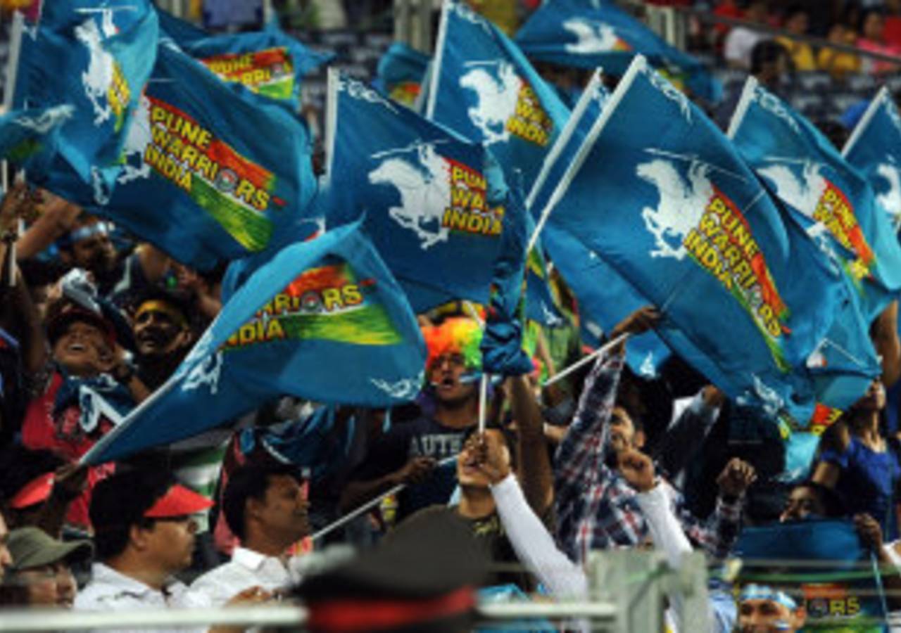 Pune Warriors had plenty of home support, Pune Warriors v Chennai Super Kings, IPL 2012, Pune, April 14, 2012