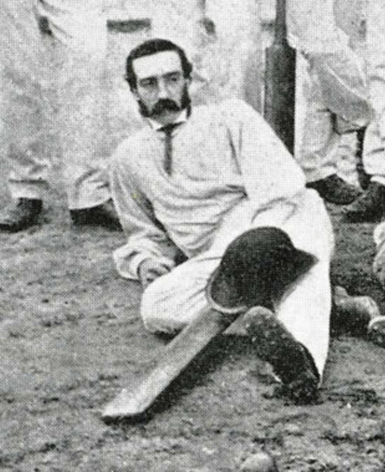 <I>Wisden</I> on George Summers: "No professional cricketer ever left us who in life was more highly respected and whose death was more deeply deplored"&nbsp;&nbsp;&bull;&nbsp;&nbsp;'Cricket' magazine
