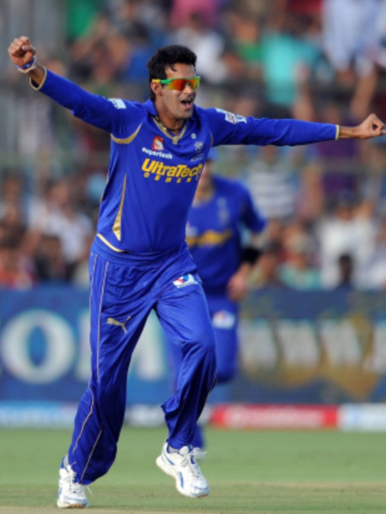 Ajit Chandila is ecstatic after claiming Robin Uthappa for his hat-trick, Rajasthan Royals v Pune Warriors, IPL, Jaipur, May 13, 2012