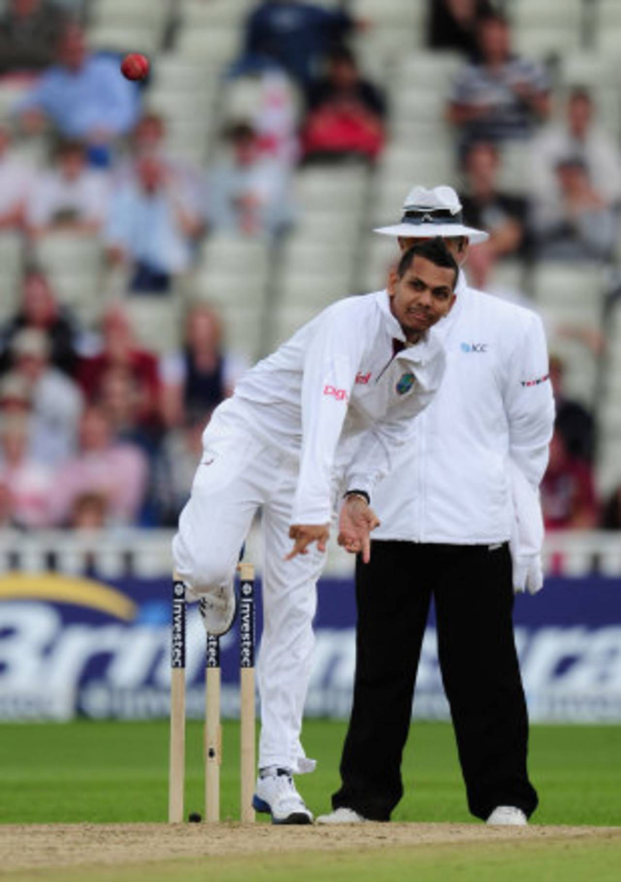 Sunil Narine bowled his first deliveries in Test cricket, England v West Indies, 3rd Test, Edgbaston, 4th day, June 10, 2012