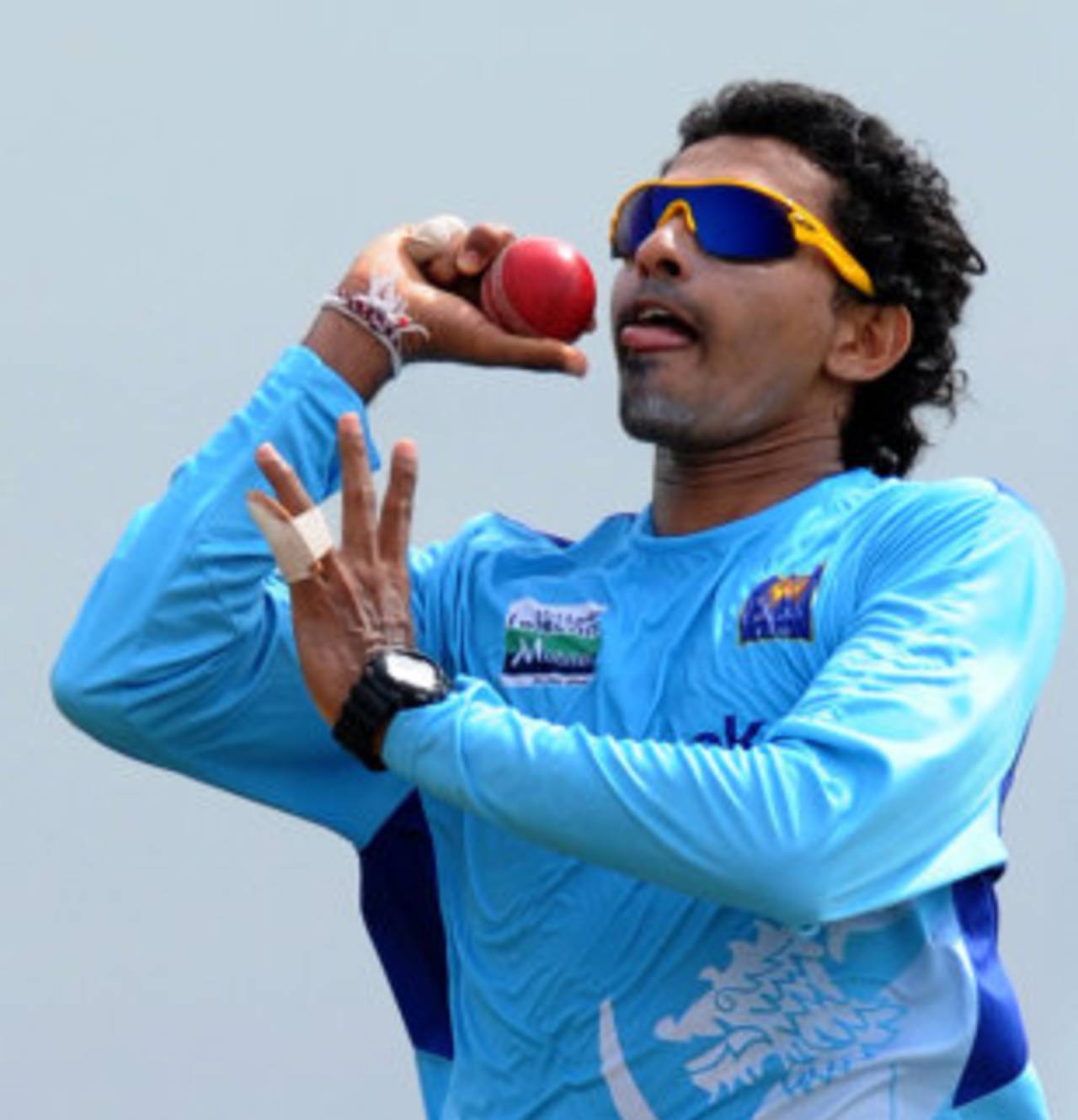 Suraj Randiv runs in to bowl at a training session, Galle, June 21, 2012