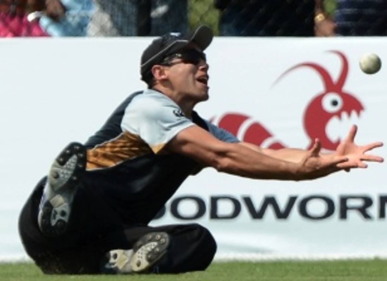 Ross Taylor drops Kieron Pollard on 38, West Indies v New Zealand, 1st Twenty20, Florida, June 30, 2012