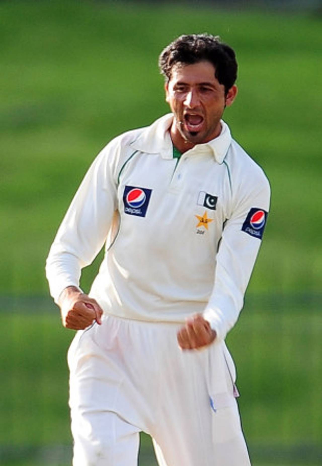 Junaid Khan finished with a five-for, Sri Lanka v Pakistan, 3rd Test, Pallekele, 3rd day, July 10, 2012