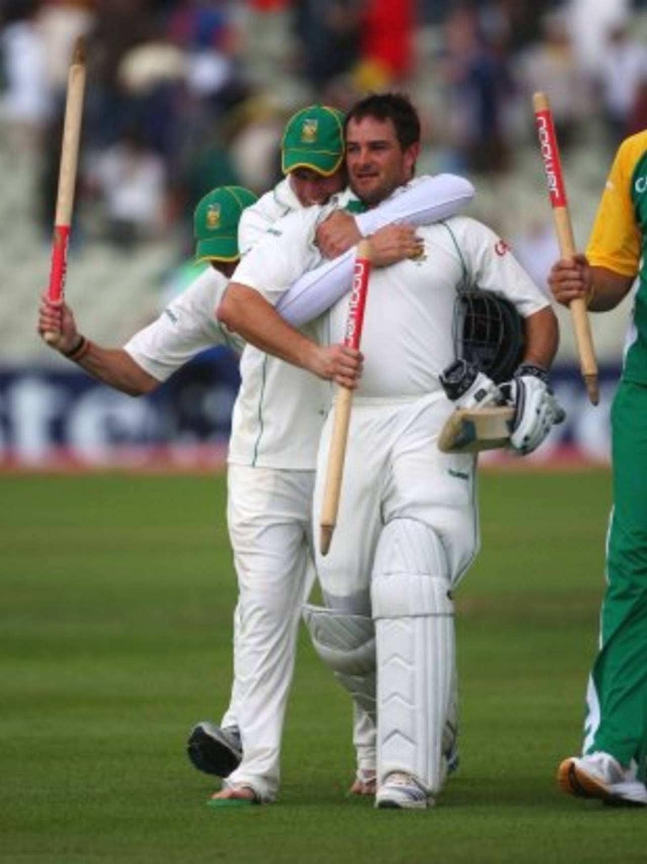 Mark Boucher was not out on 45 leading South Africa to their first series victory in England since 1965, England v South Africa, 3rd Test, Edgbaston, August 2, 2008