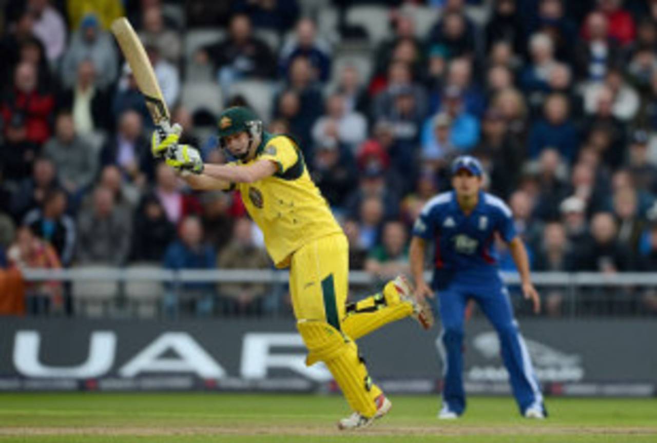 Steven Smith played a busy innings before falling for 21, England v Australia, 5th ODI, Old Trafford, July 10, 2012
