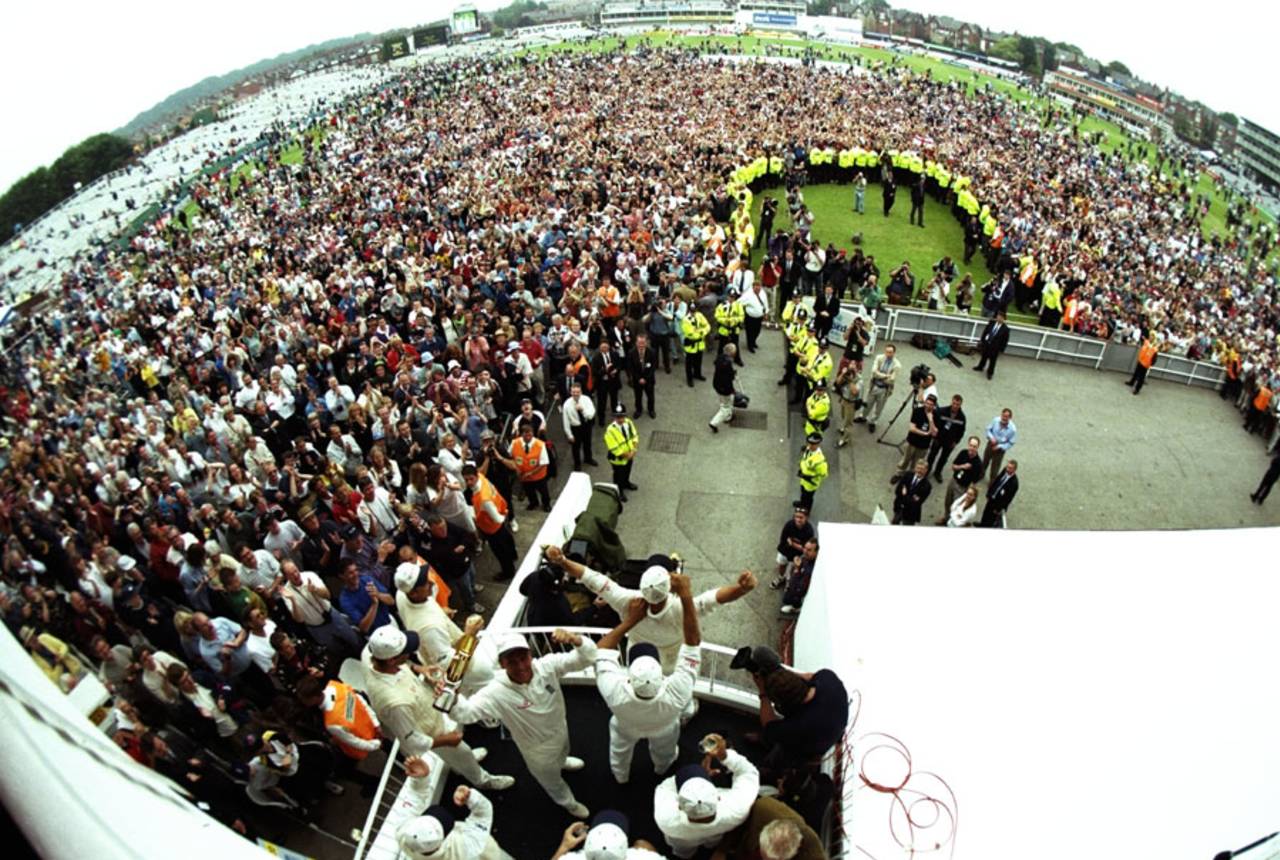 England fans celebrate the series victory with the team, England v South Africa, 5th Test, Headingley, 5th day, August 10, 1998