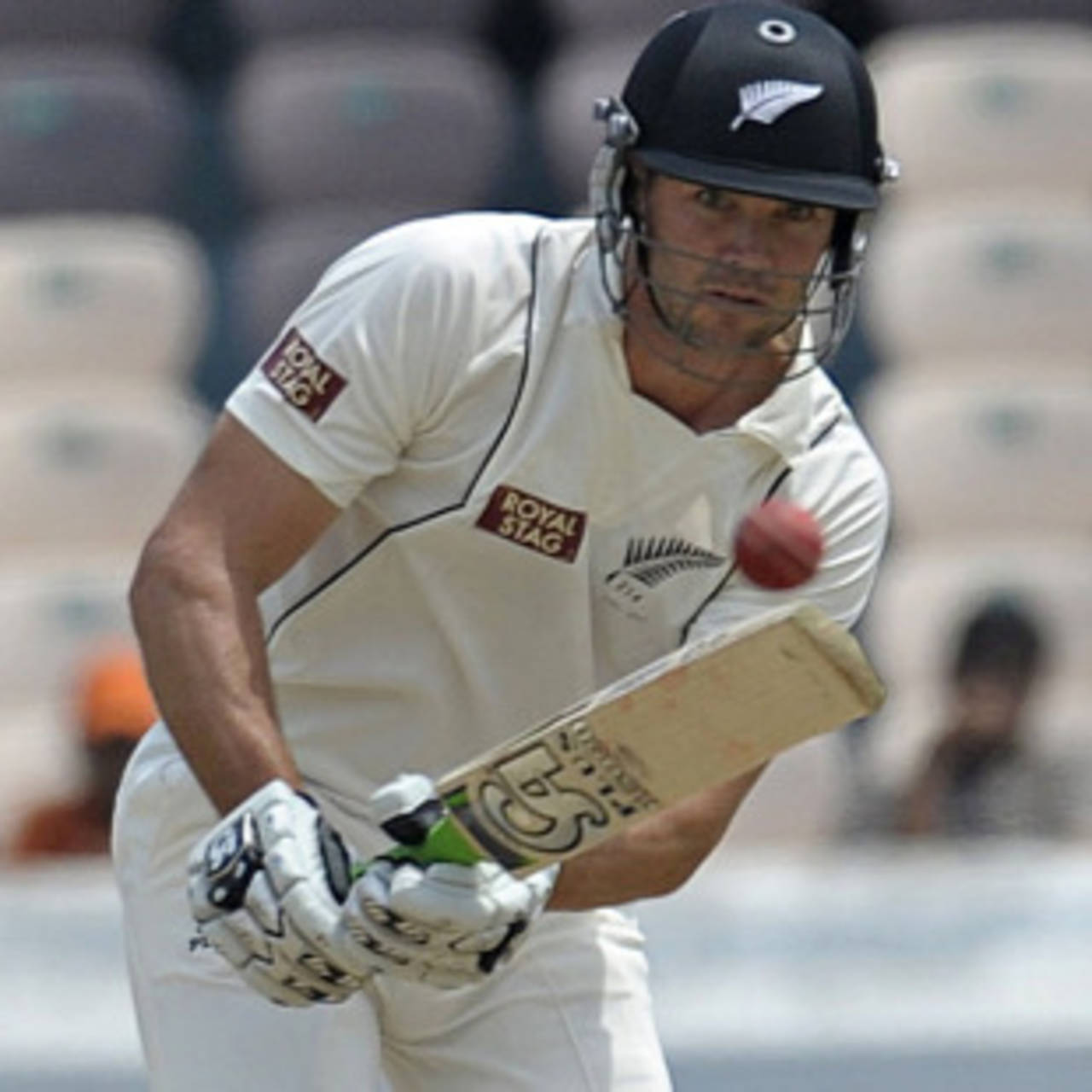 James Franklin top-scored for New Zealand with an unbeaten 43, India v New Zealand, 1st Test, Hyderabad, 3rd day, August 25, 2012