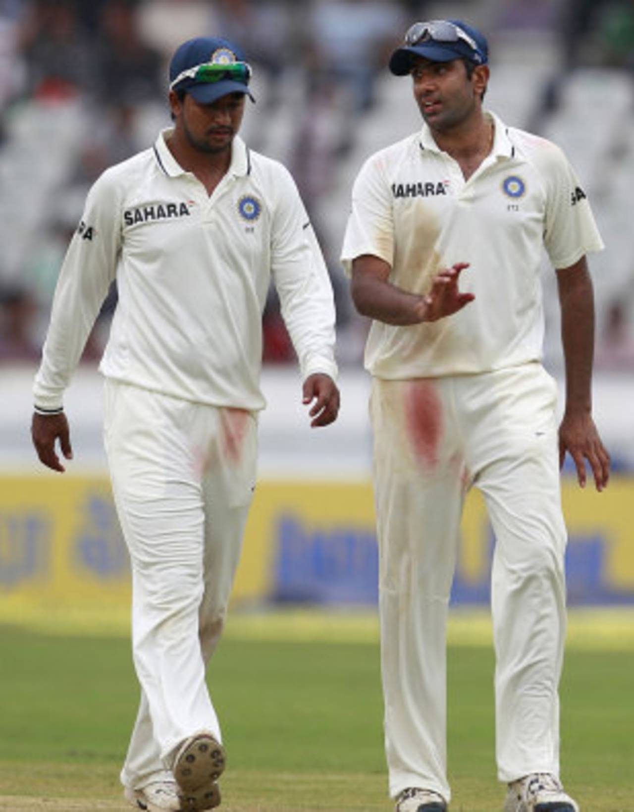 R Ashwin and Pragyan Ojha have been the architects of four big wins at home for India in the recent past&nbsp;&nbsp;&bull;&nbsp;&nbsp;Associated Press