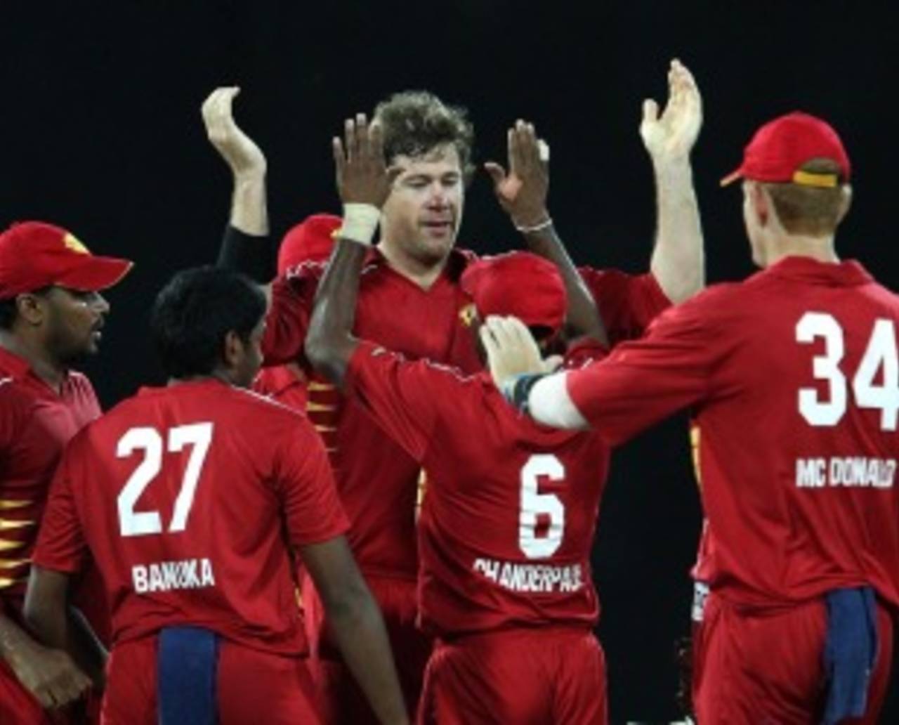 Jacob Oram celebrates a wicket with his team-mates, Uva v Nagenahira, SLPL, final, Colombo, August 31, 2012