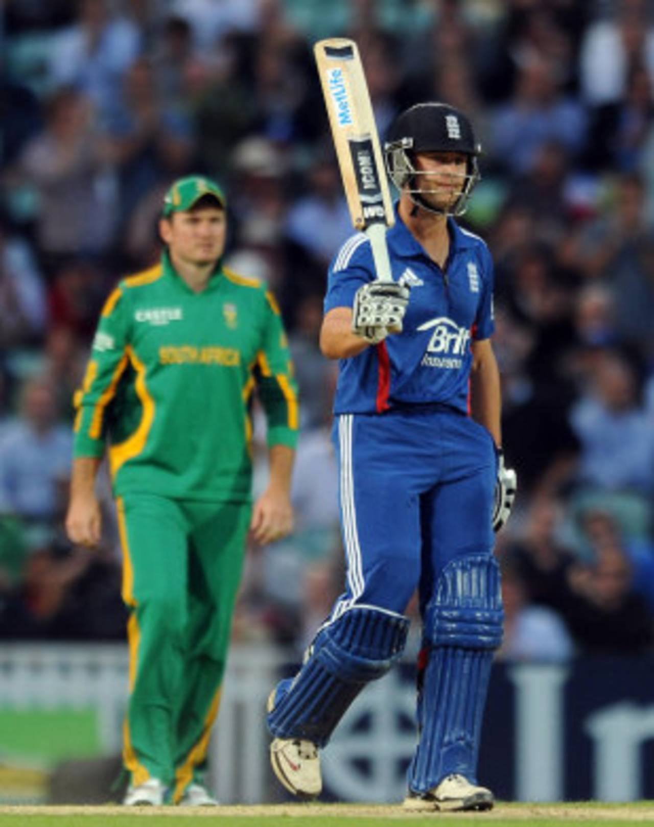 Jonathan Trott acknowledges his half-century, England v South Africa, 3rd NatWest ODI, The Oval, August 31, 2012