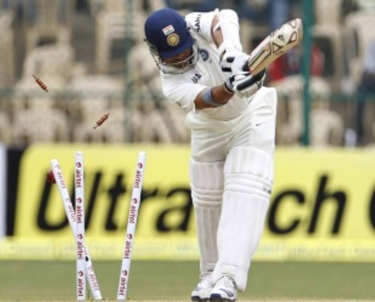 Sachin Tendulkar missed a straight ball, India v New Zealand, 2nd Test, Bangalore, 2nd day, September 1, 2012