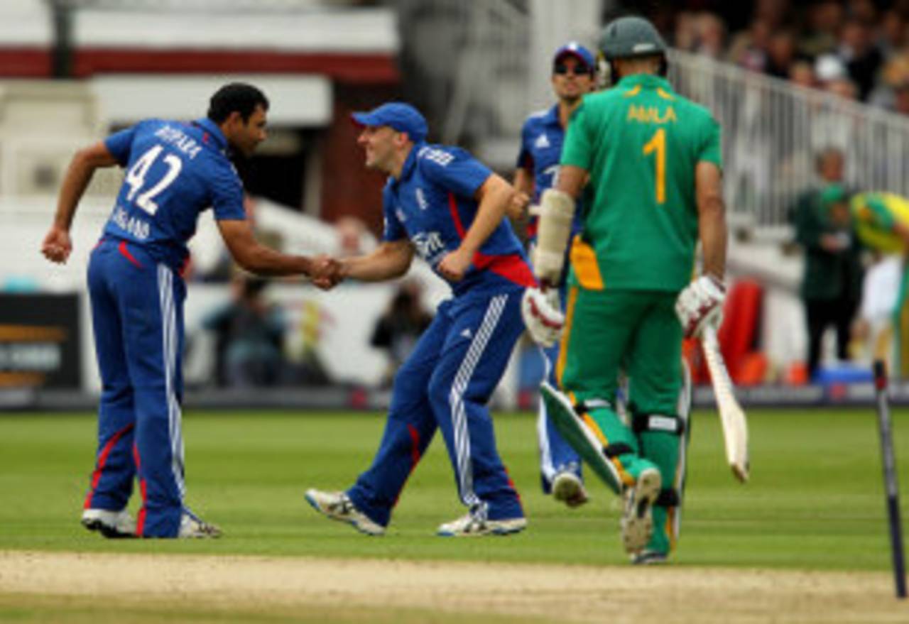 Ravi Bopara has suddenly become reliant on his bowling for his place in England's ODI team&nbsp;&nbsp;&bull;&nbsp;&nbsp;PA Photos
