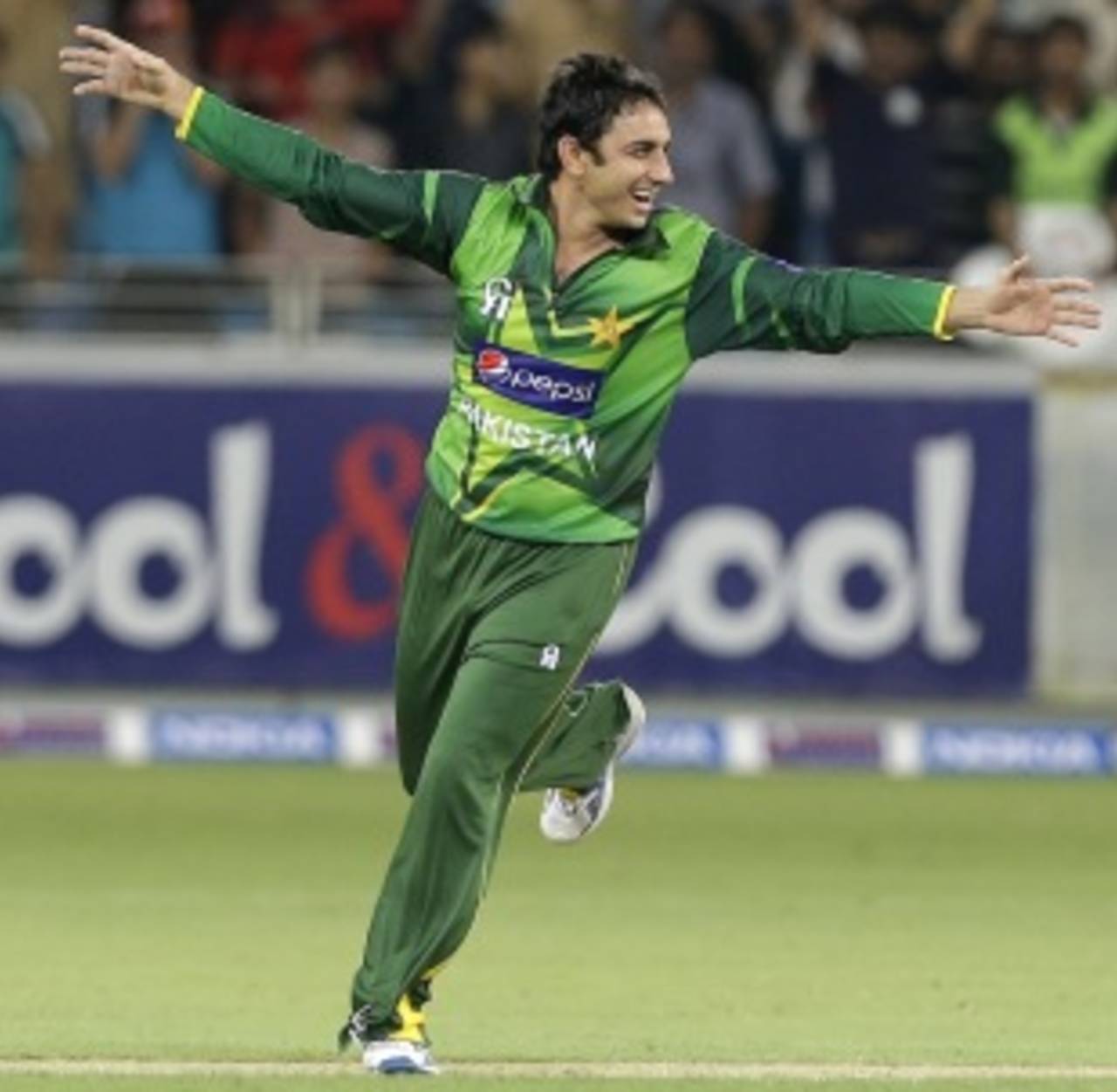 Saeed Ajmal goes on a celebratory run, Pakistan v Australia, 1st T20I, Dubai, September 5, 2012