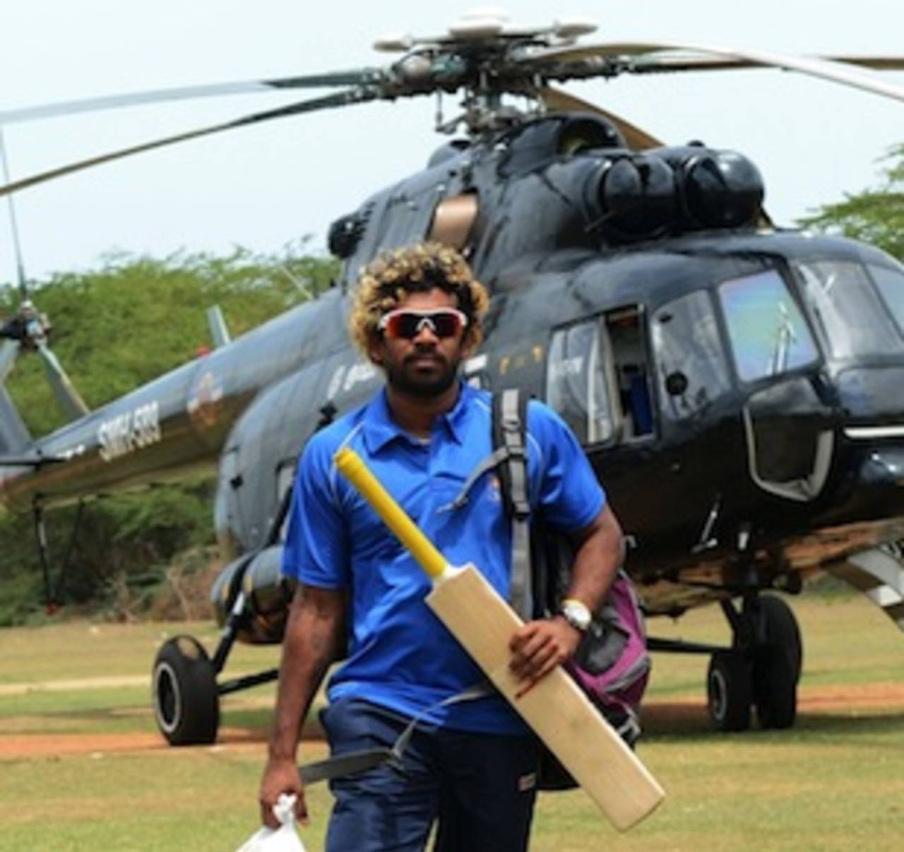 Lasith Malinga arrived in Hambantota in an air force helicopter, World Twenty20 2012, September 16, 2012