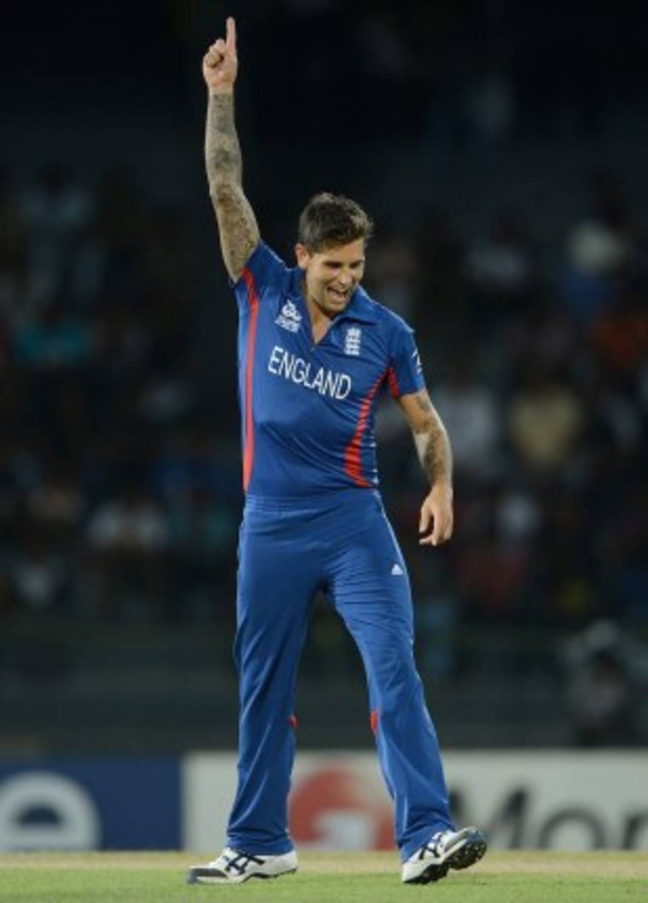 Jade Dernbach has valuable variations, but his consistency his desperately lacking&nbsp;&nbsp;&bull;&nbsp;&nbsp;Getty Images