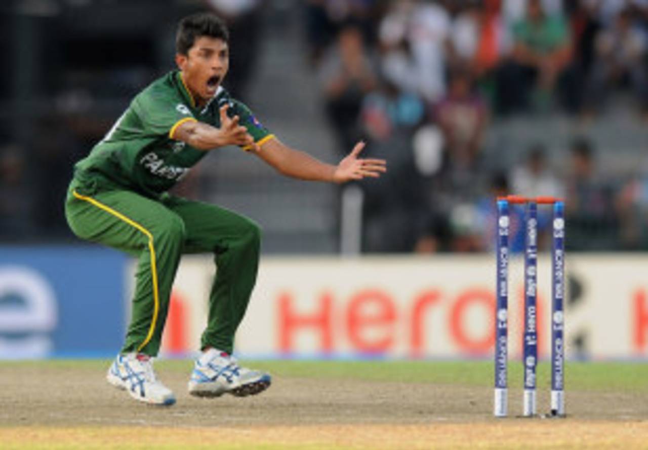 Raza Hasan makes an appeal, Australia v Pakistan, Super Eights, World Twenty20 2012, Colombo, October 2, 2012
