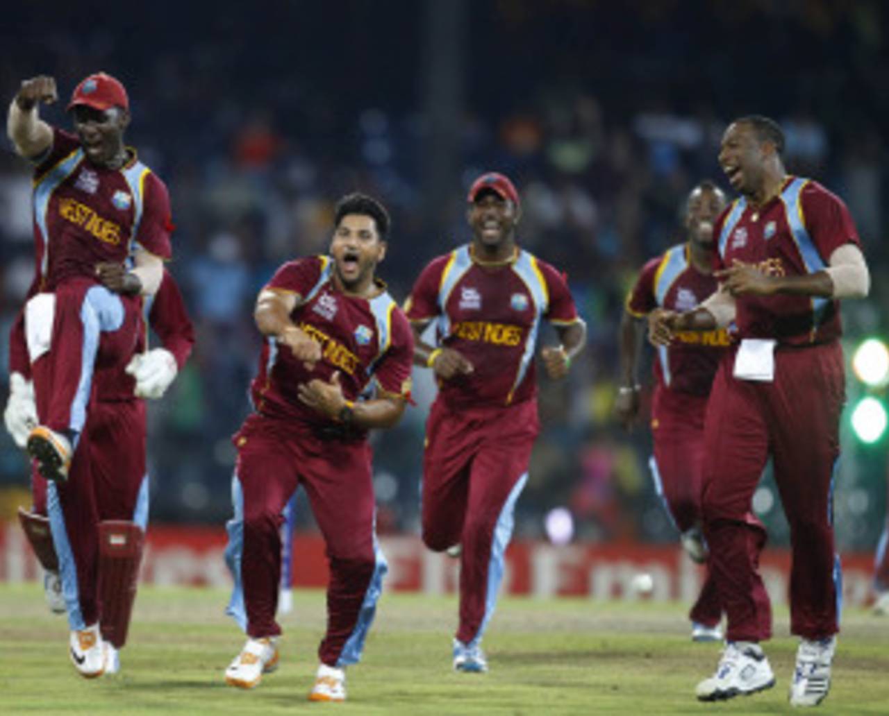 Ravi Rampaul celebrates a wicket with his team-mates, Australia v West Indies, 2nd semi-final, World Twenty20 2012, Colombo, October 5, 2012