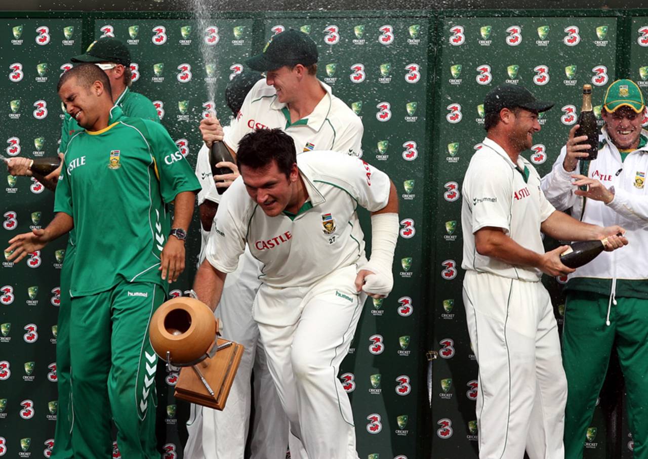 The champagne flows after South Africa's series win, Australia v South Africa, 2nd Test, Melbourne, 5th day, December 30, 2008