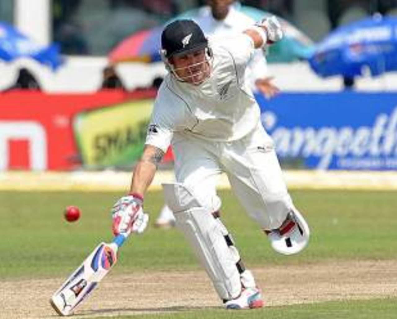 Brendon McCullum completes a run, Sri Lanka v New Zealand, 1st Test, Galle, 1st day, November 17, 2012