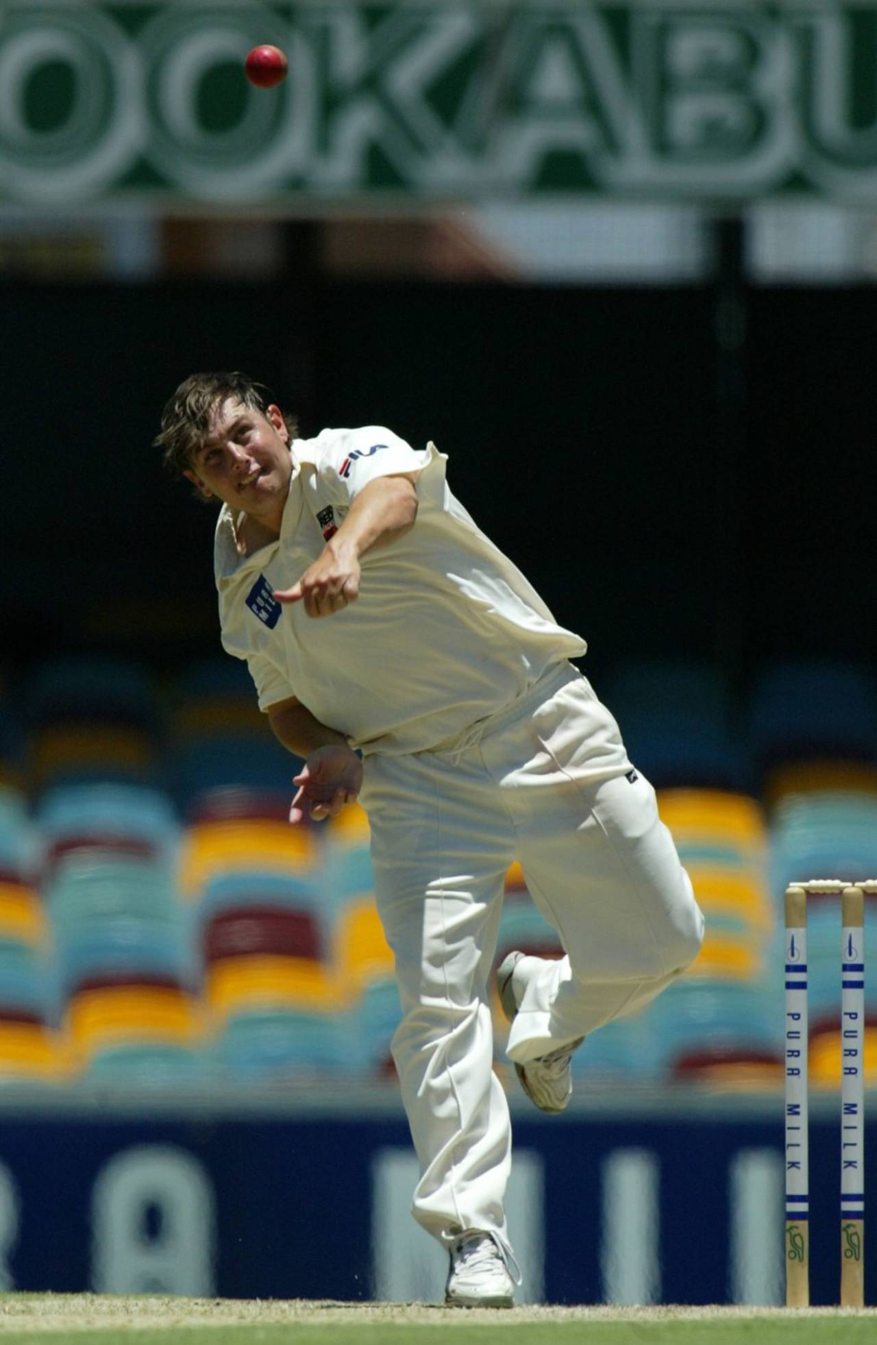 Mark Higgs sends down a delivery, Queensland v South Australia, Pura Cup, Brisbane, December 20, 2003