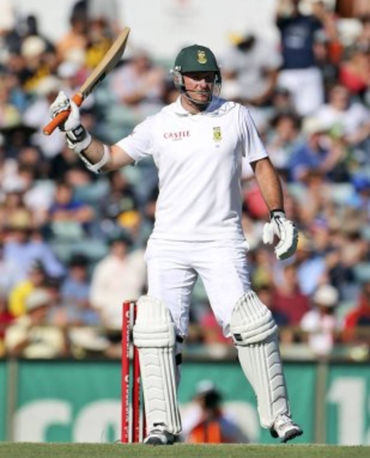 Graeme Smith was ruled out of the domestic one-day semi-final after his injury in the nets&nbsp;&nbsp;&bull;&nbsp;&nbsp;Associated Press