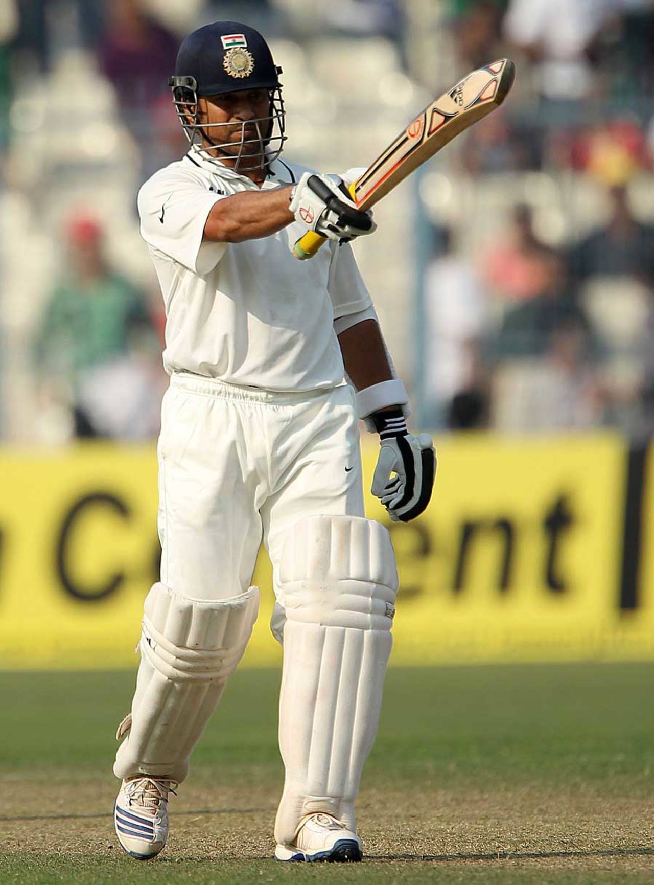 Sachin Tendulkar acknowledges the applause for his half-century, India v England, 3rd Test, Kolkata, 1st day, December 5, 2012