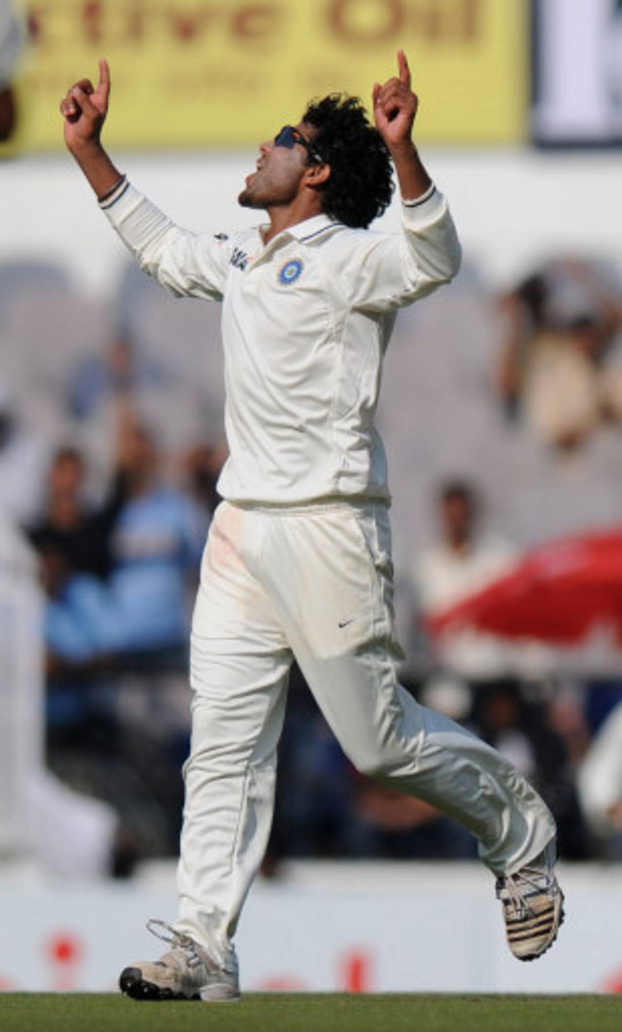 Ravindra Jadeja celebrates his dismissal of Kevin Pietersen, India v England, 4th Test, Nagpur, 1st day, December 13, 2012