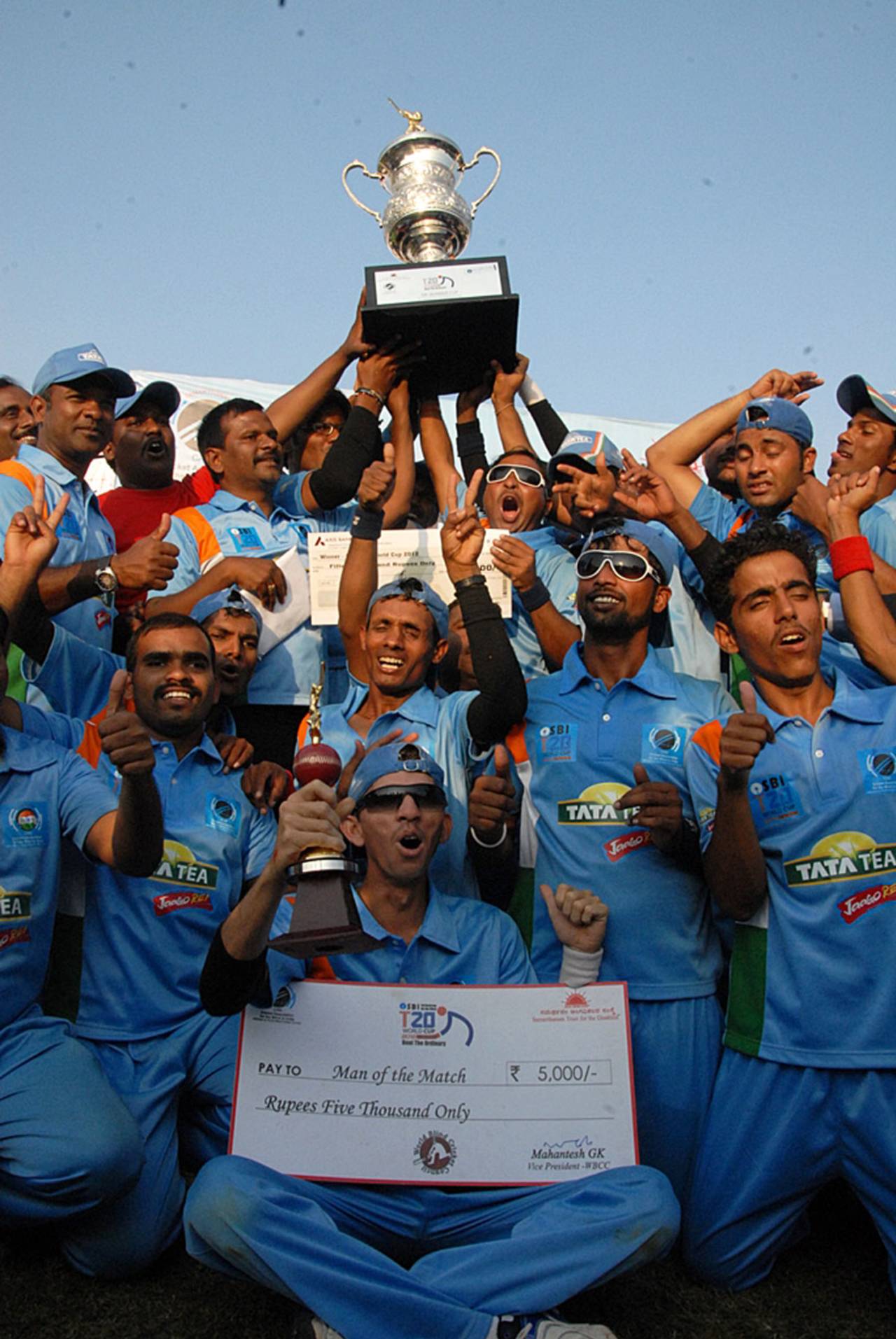 The victorious Indian visually-impaired team with the inaugural T20 World Cup, Bangalore, December 13, 2012