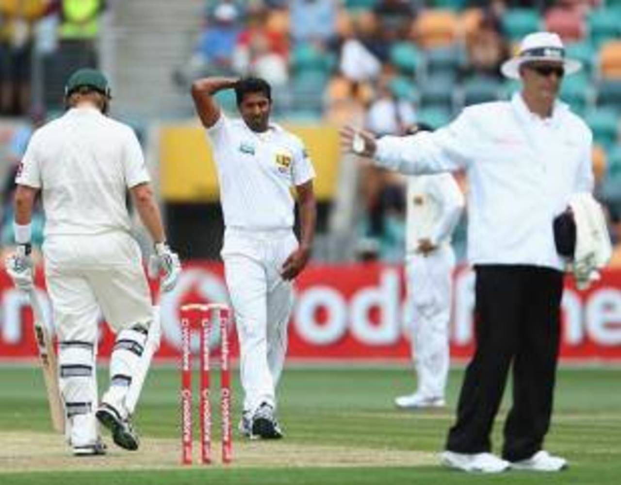 Chanaka Welegedara had Phillip Hughes caught off a no-ball, Australia v Sri Lanka, 1st Test, Hobart, 1st day, December 14, 2012