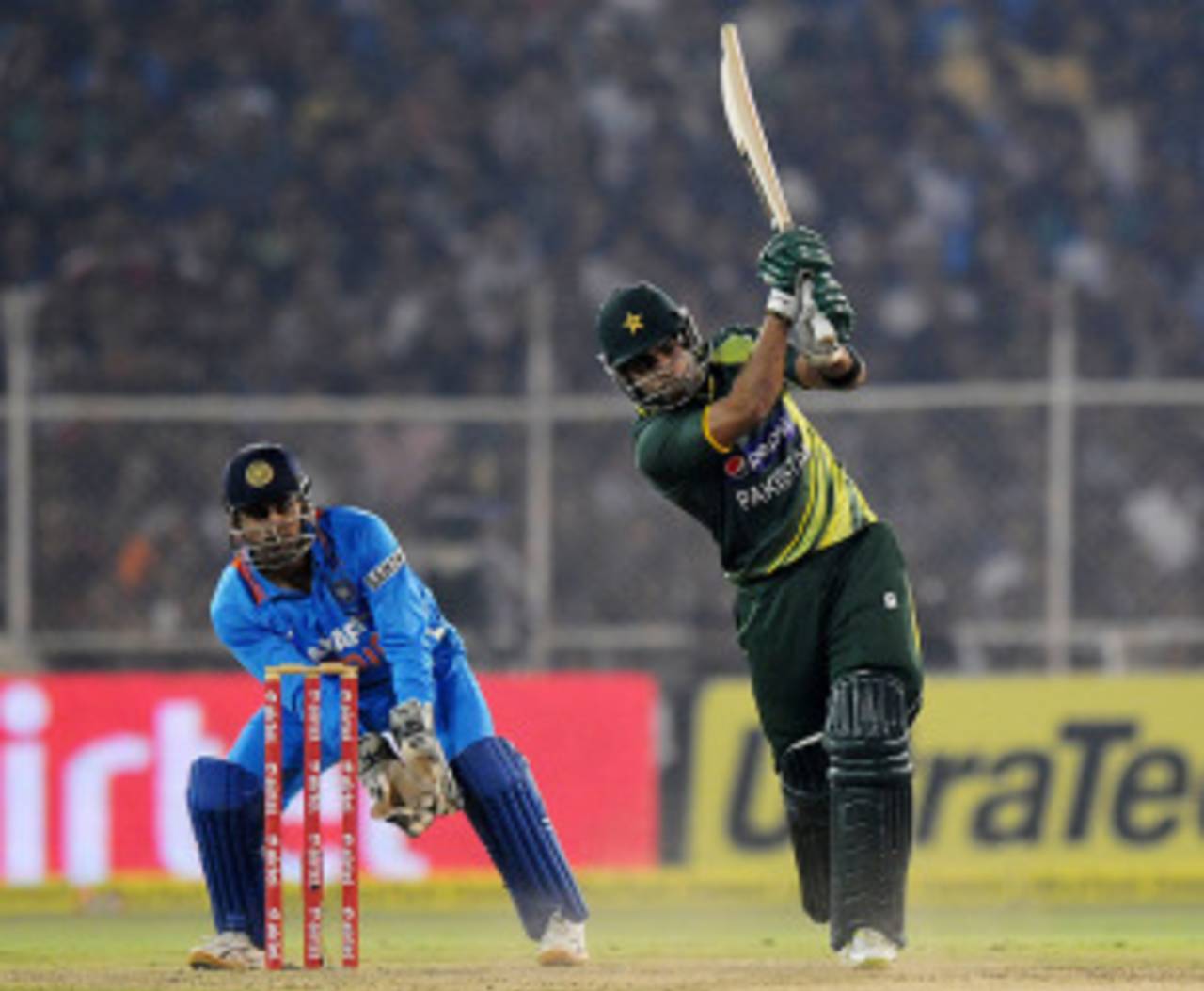 Umar Akmal will have to balance the roles of batsman and wicketkeeper for Pakistan&nbsp;&nbsp;&bull;&nbsp;&nbsp;BCCI