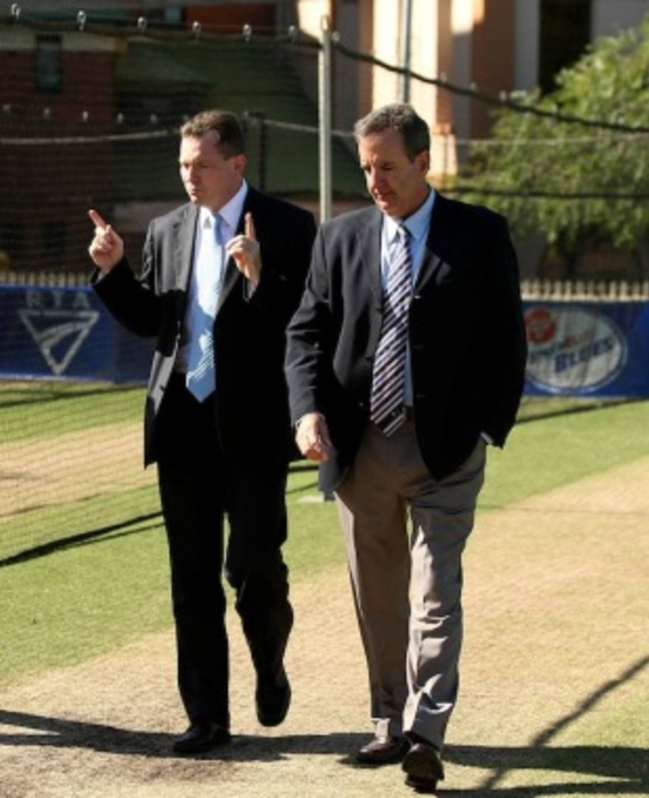 Dave Gilbert, seen here with the former NSW Premier Nathan Rees, had been the CEO of the state association since 2001&nbsp;&nbsp;&bull;&nbsp;&nbsp;Getty Images