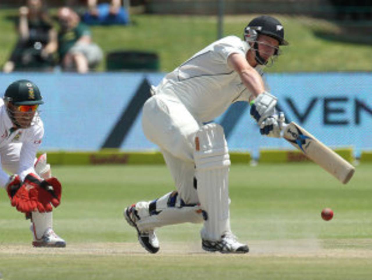 File photo: Colin Munro clobbered a 66-ball hundred to give Auckland a lead of 286&nbsp;&nbsp;&bull;&nbsp;&nbsp;Associated Press