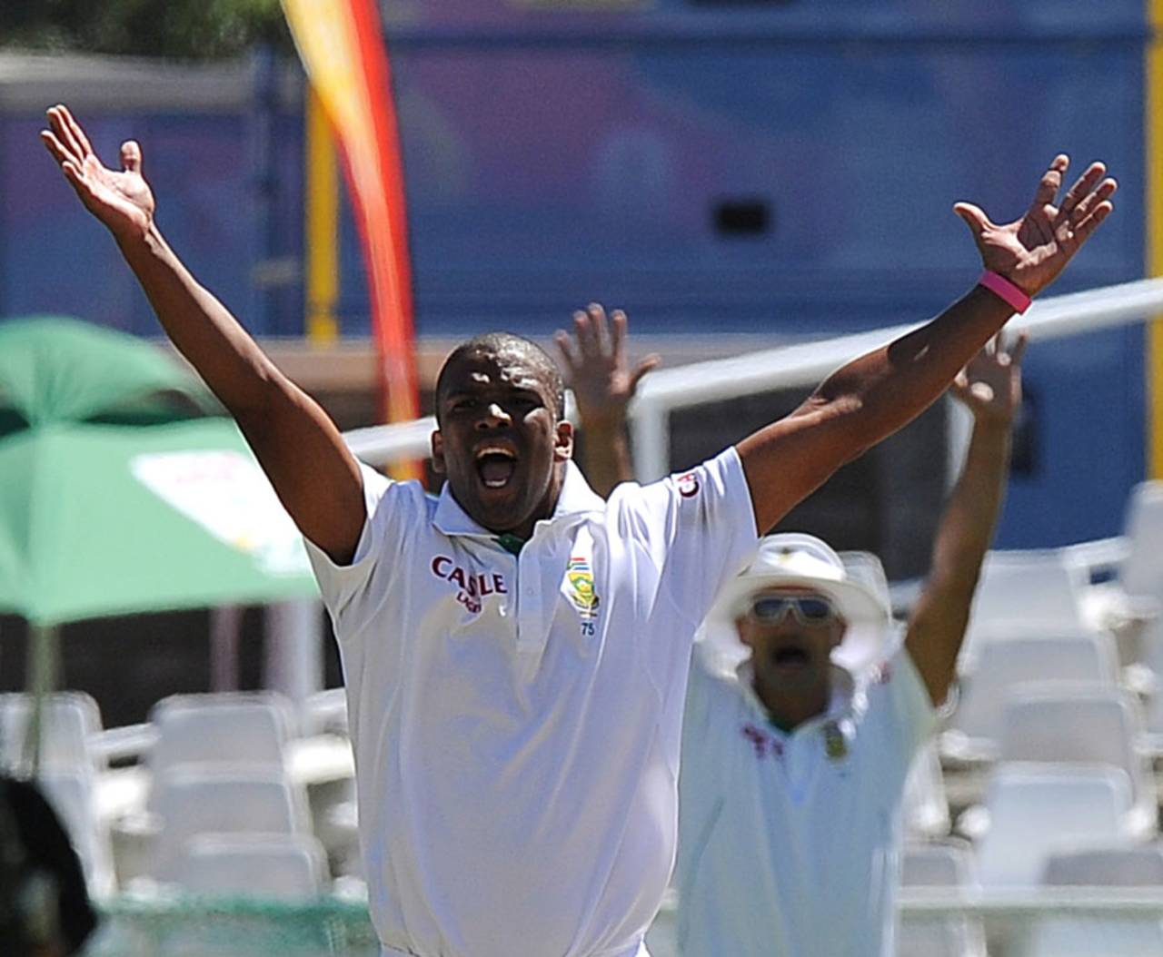 Vernon Philander was on song at Newlands again, South Africa v Pakistan, 2nd Test, Cape Town, 2nd day, February 15, 2013