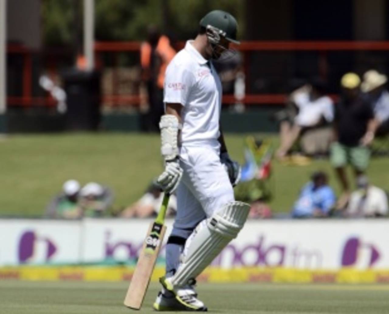 Graeme Smith walks off SuperSport Park, South Africa v Pakistan, 3rd Test, Centurion, 1st day, February 22, 2013