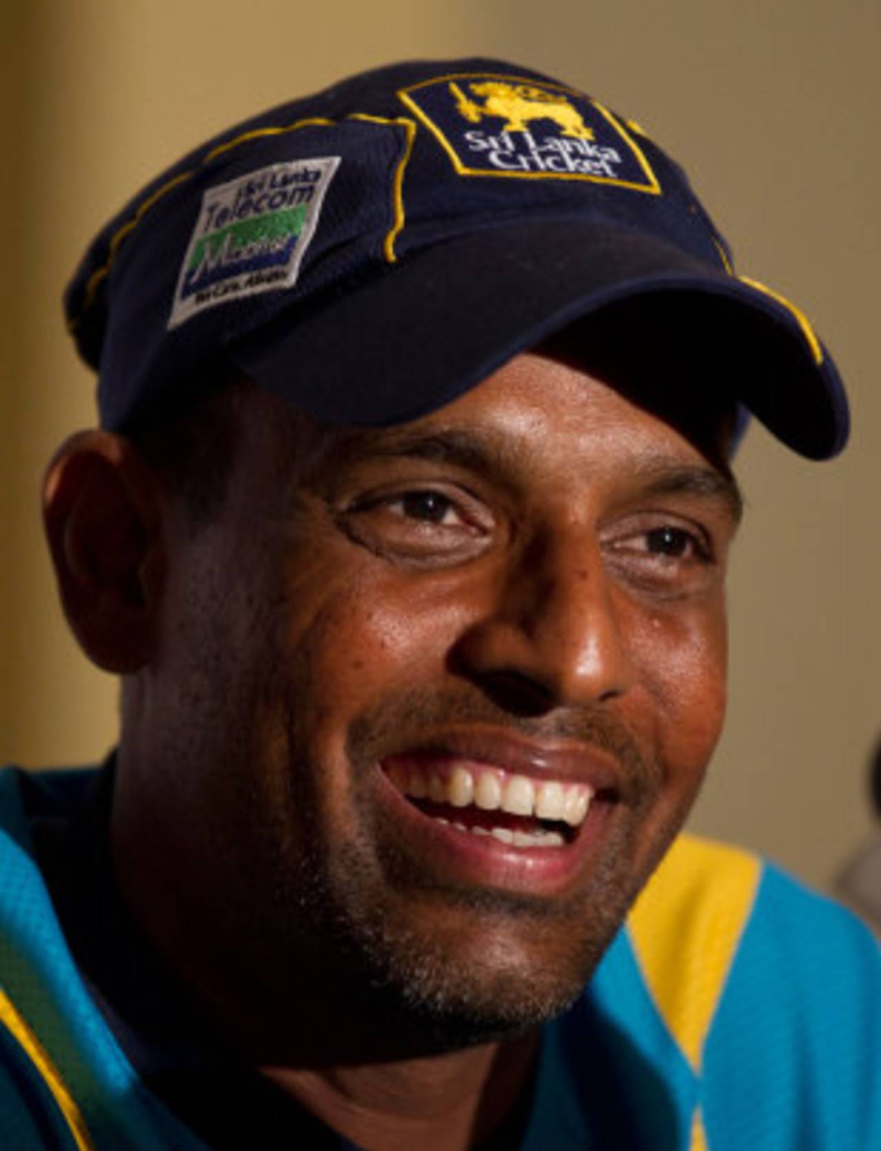 Thilan Samaraweera announced his retirement ahead of the Bangladesh Tests to give younger players a chance to play in the squad&nbsp;&nbsp;&bull;&nbsp;&nbsp;Associated Press