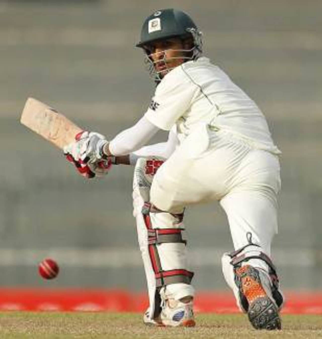 File photo: Nasir Hossain struck 14 fours and two sixes during his 99&nbsp;&nbsp;&bull;&nbsp;&nbsp;Associated Press