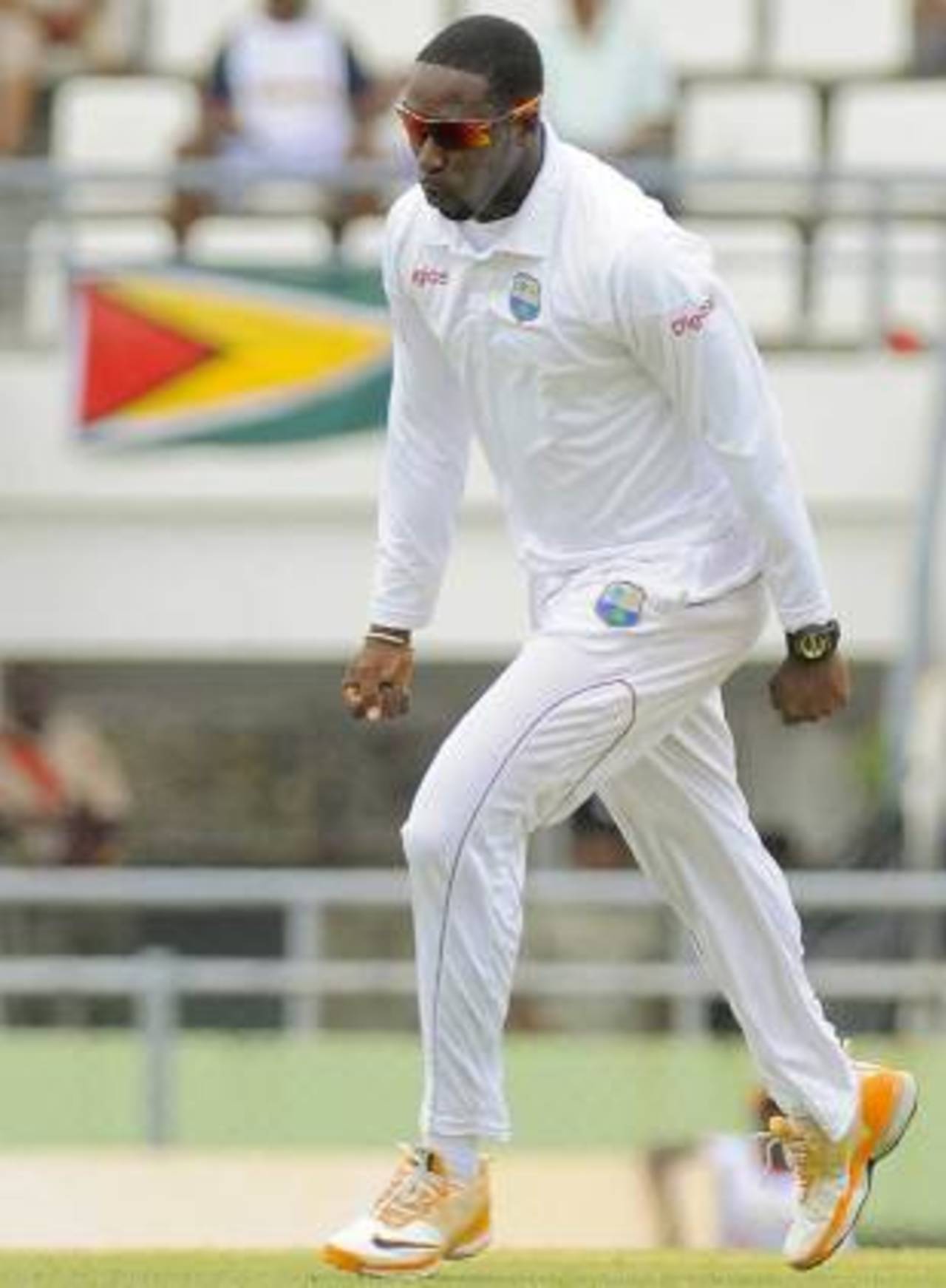 Shane Shillingford was among the wickets again, West Indies v Zimbabwe, 2nd Test, Dominica, 3rd day, March 22, 2013