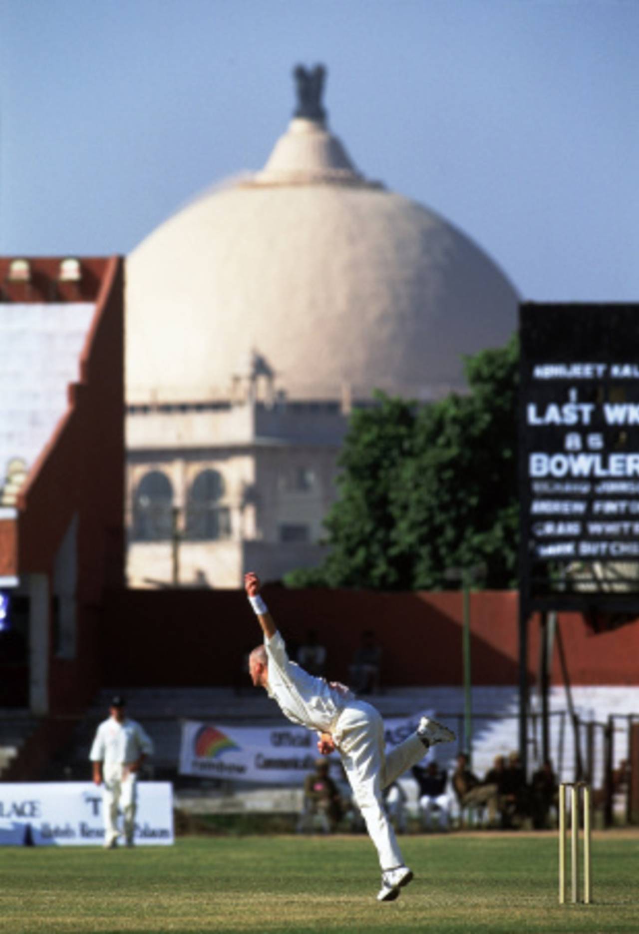 Craig White bowls in a tour match at the Sawai Mansingh Stadium, India A v England XI, Jaipur, 1st day, November 27, 2001
