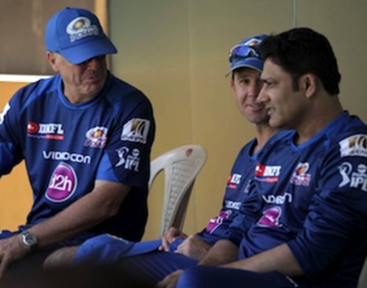 John Wright, Ricky Ponting and Anil Kumble have a chat, Mumbai, March 31, 2013