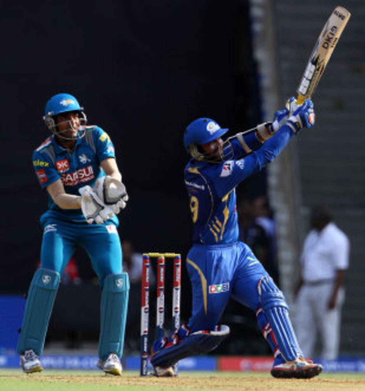 Dinesh Karthik and Rohit Sharma are the key batsmen for Mumbai Indians, according to Suresh Raina&nbsp;&nbsp;&bull;&nbsp;&nbsp;BCCI