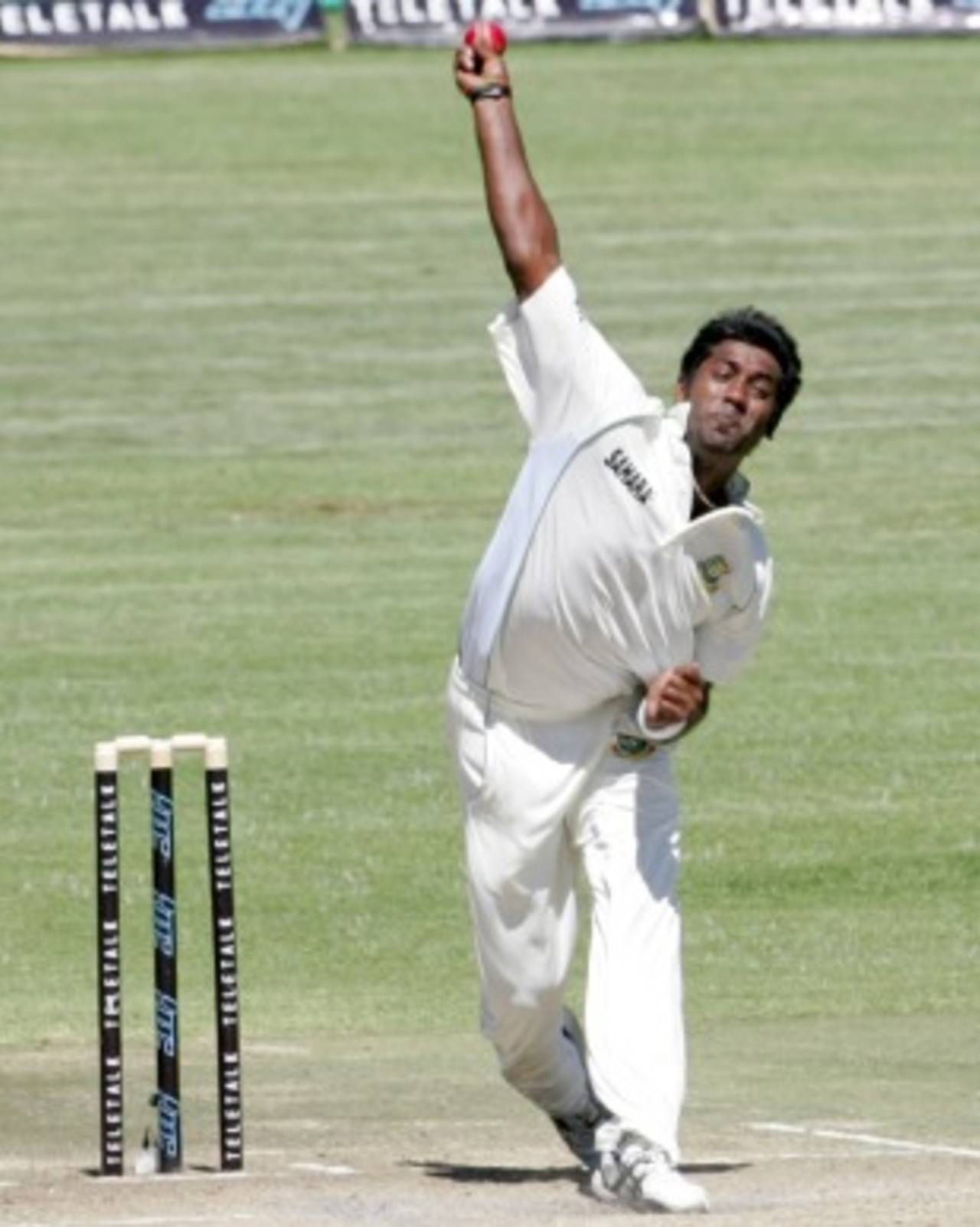 Robiul Islam took 15 wickets in two Tests, the most ever by a Bangladesh fast bowler in a series&nbsp;&nbsp;&bull;&nbsp;&nbsp;AFP