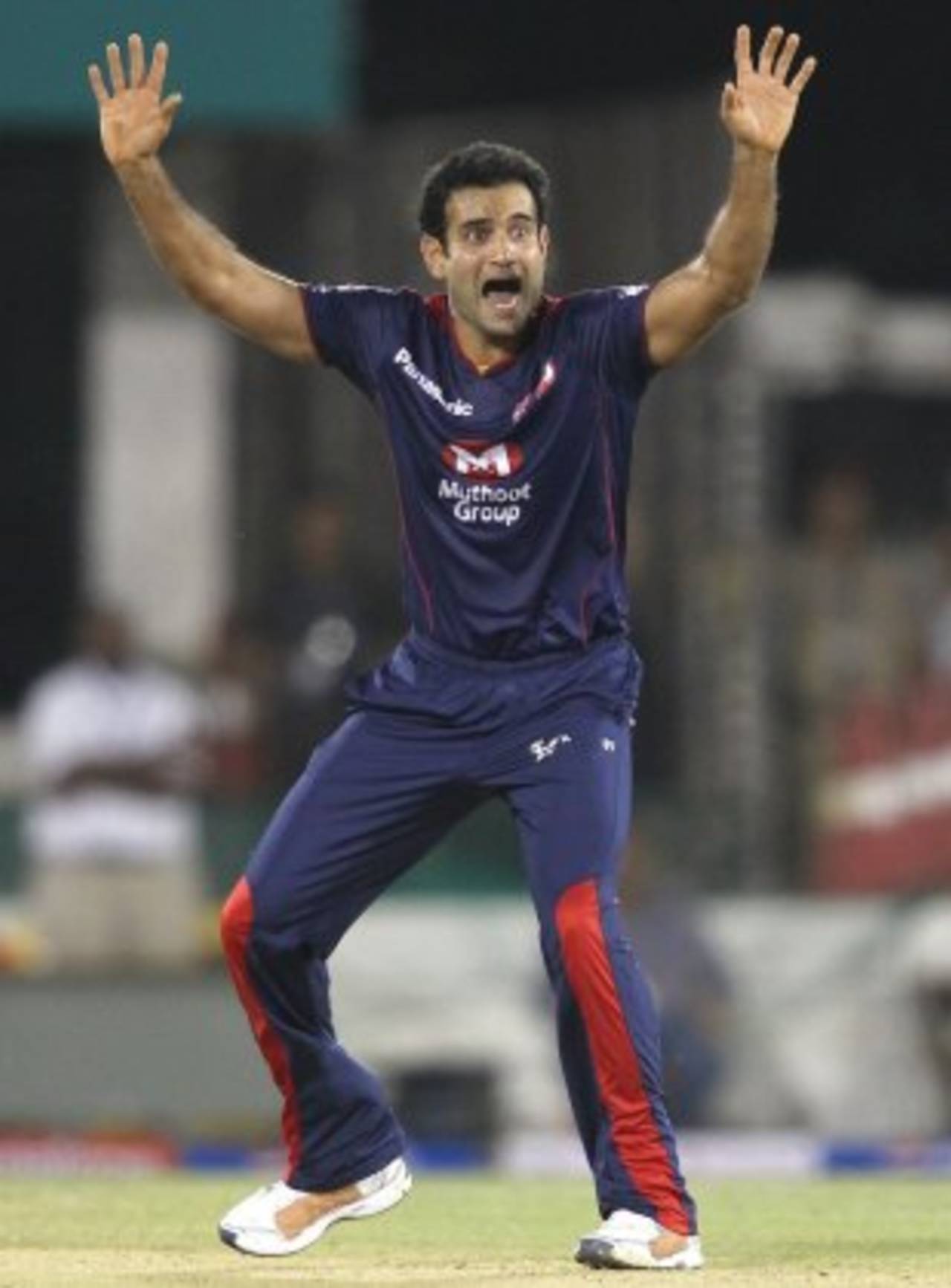 Irfan Pathan appeals for a catch against Aaron Finch, Delhi Daredevils v Pune Warriors, IPL, Raipur, April 28, 2013