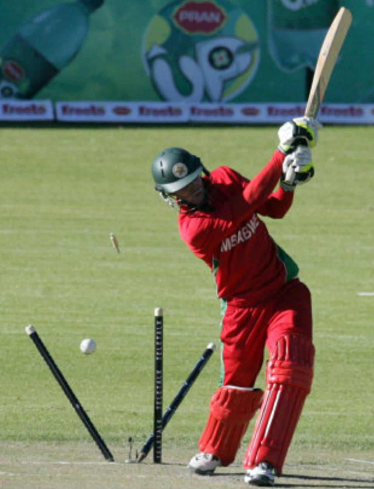 Malcolm Waller is bowled by Ziaur Rahman, Zimbabwe v Bangladesh, 1st ODI, Bulawayo, May 3, 2013